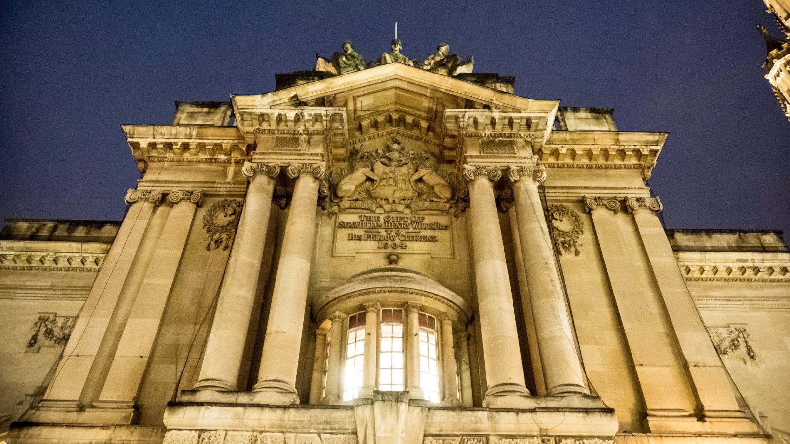 Front entrance to Bristol Museum and Art Gallery